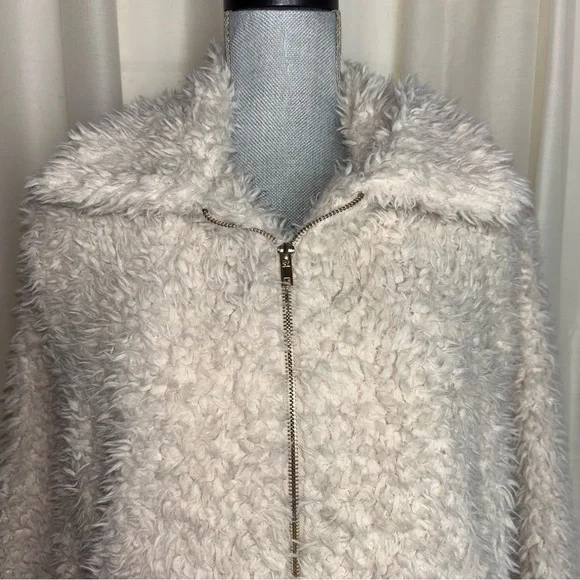 Show Me Your Mumu Kassidy Faux Fur Sherpa Zip Front Jacket - Picture 2 of 16